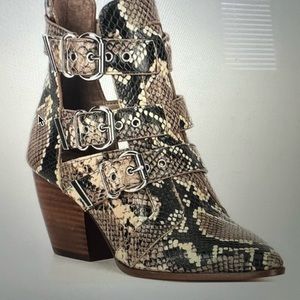 Gianni Bini Jam Out Snake Buckle Booties SIZE 9